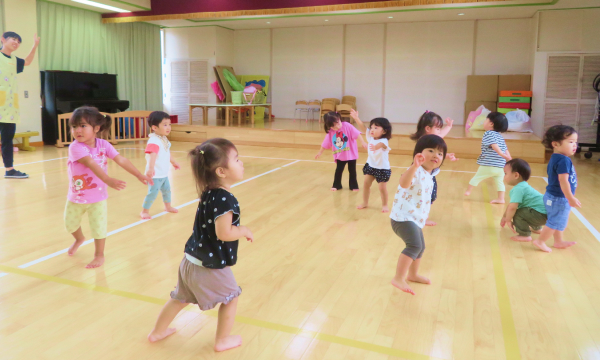 はだし保育